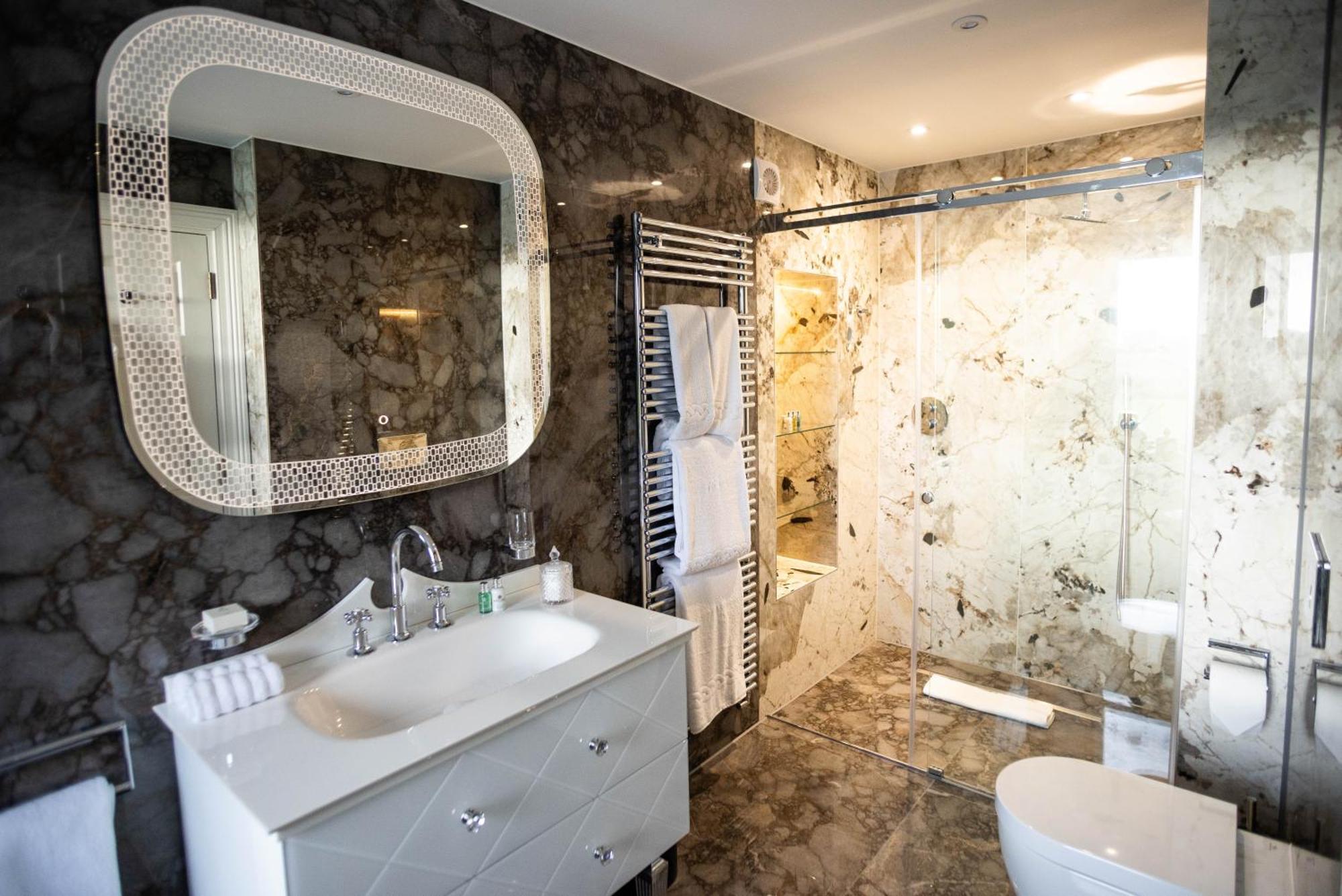 Bed and Breakfast Aynsome Manor Cartmel Esterno foto